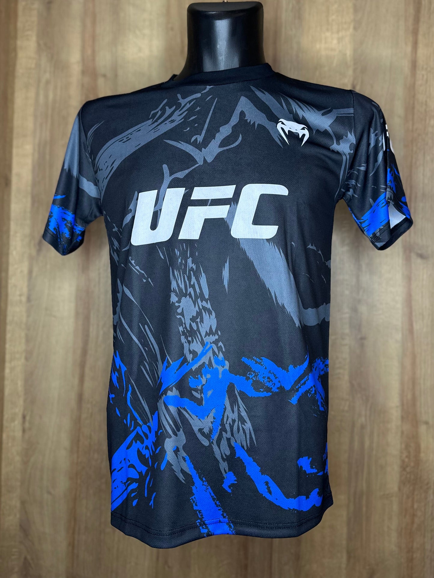 UFC Performance Training Set – Black & Bleu Fightwear Shirt + Shorts