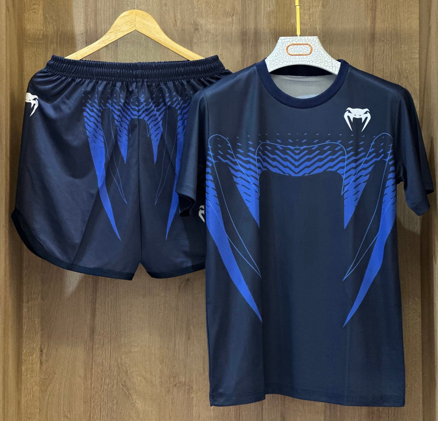 Ensemble Sport Homme – T-shirt + Short (Noir & Bleu)