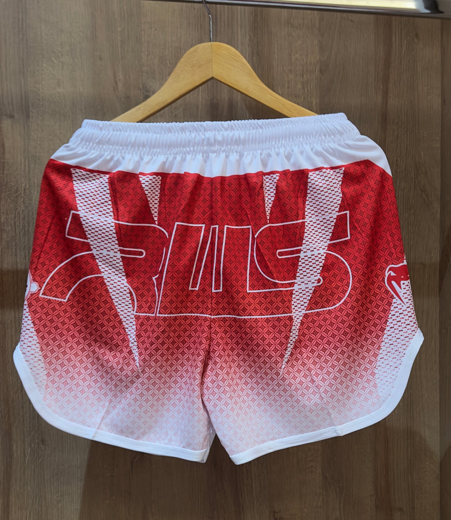 Venum Training Set – T-Shirt & Shorts (Red / White)
