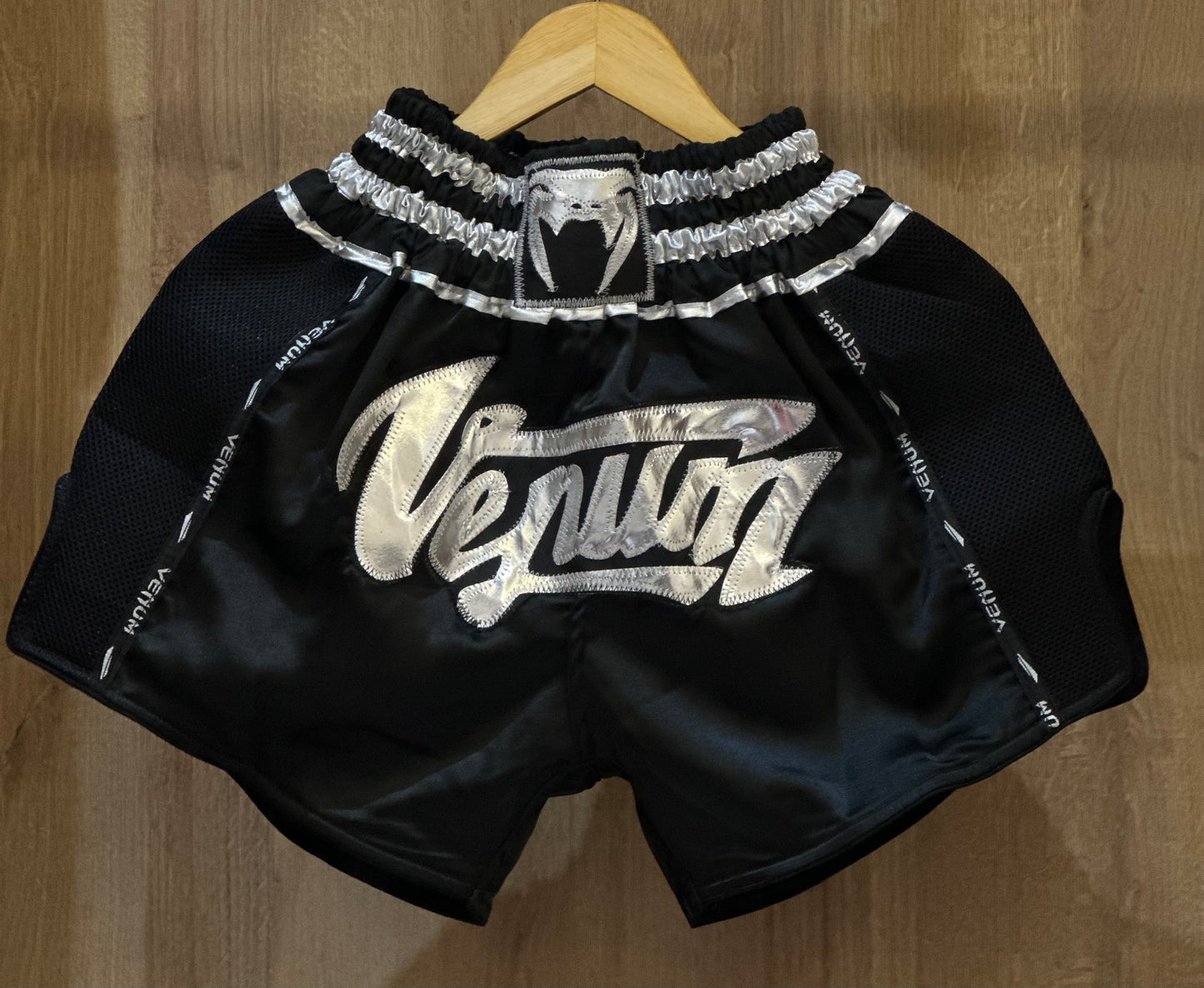 Short Venum Noir